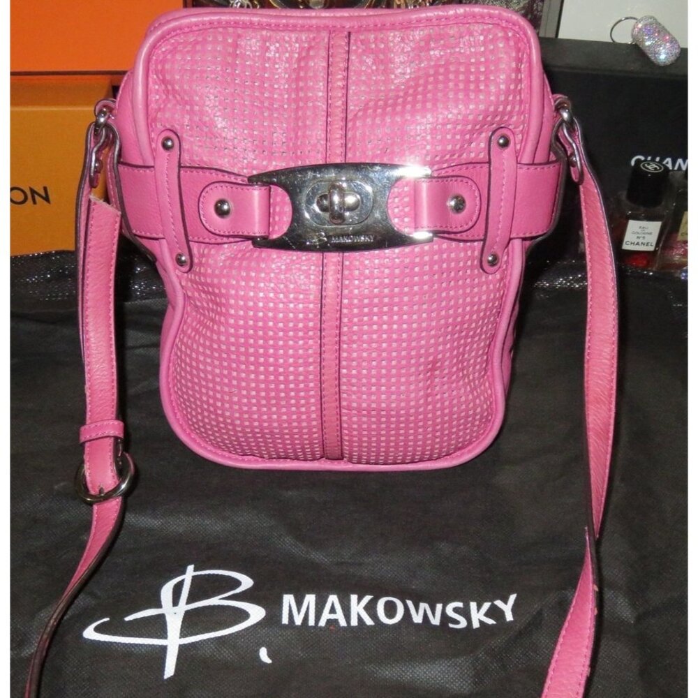 B. Makowsky Pink Lasercut perforated leather turnlock Crossbody Bag & dustbag